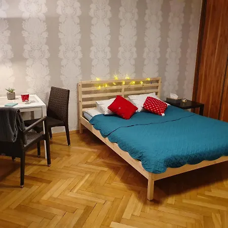Nowogrodzka *